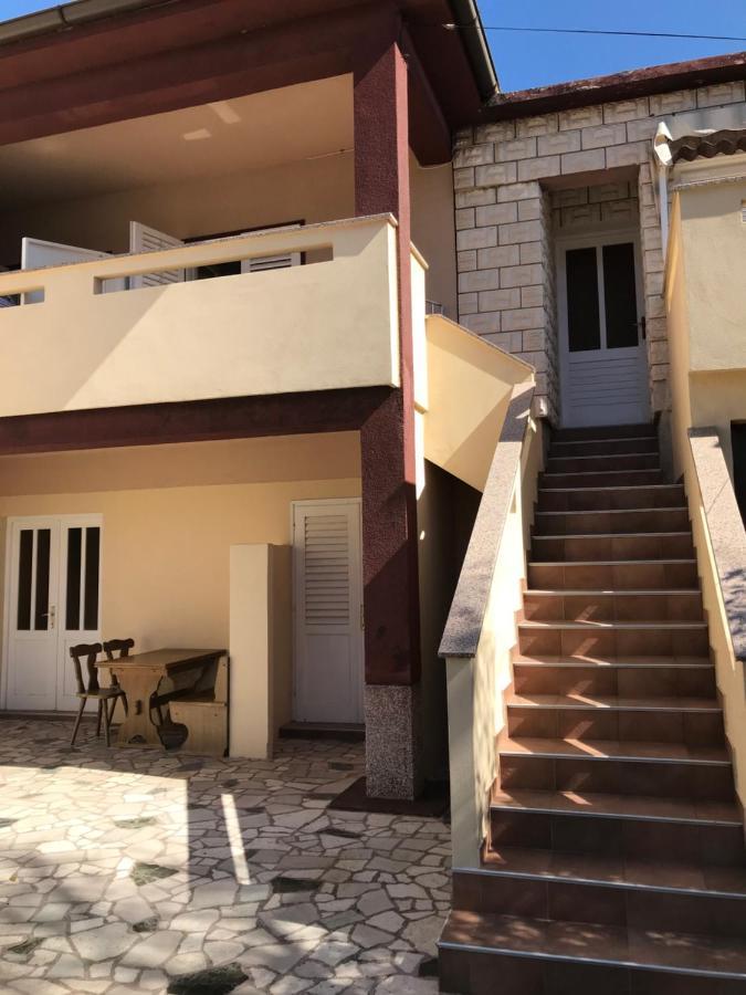 Summer Rooms Baska Exterior foto