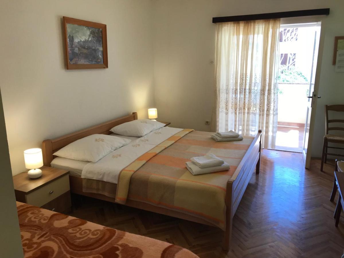 Summer Rooms Baska Exterior foto
