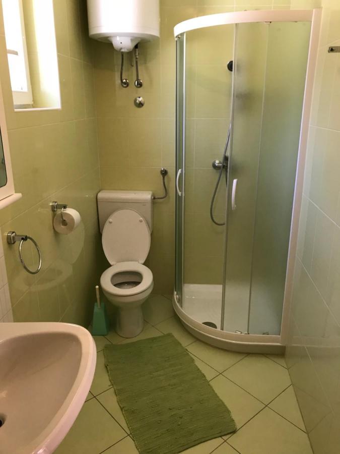 Summer Rooms Baska Exterior foto