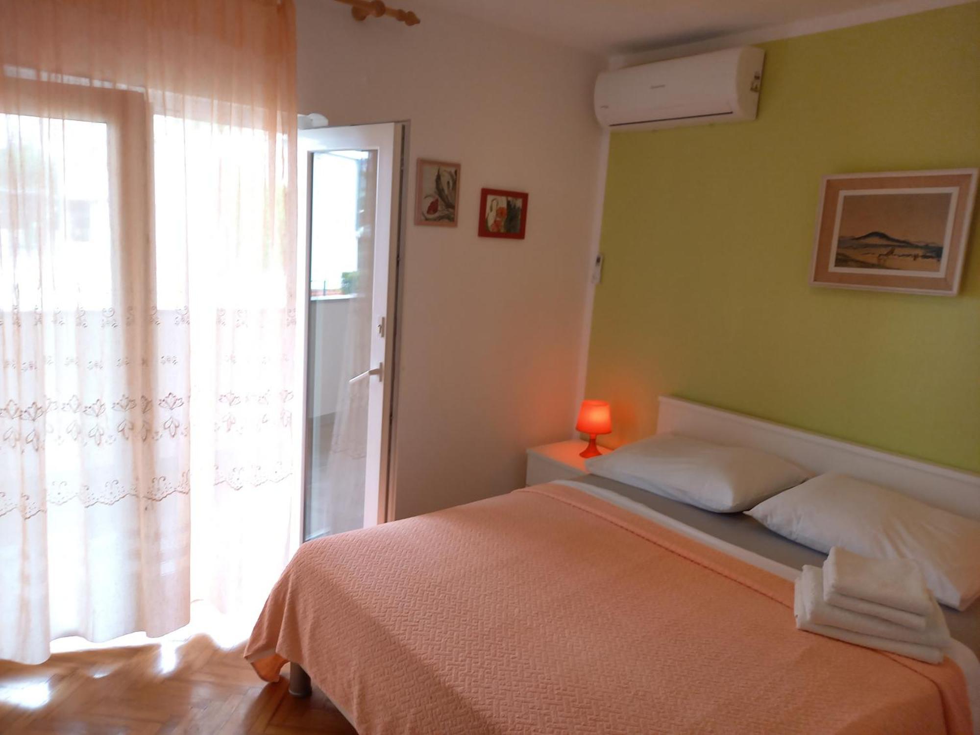 Summer Rooms Baska Exterior foto